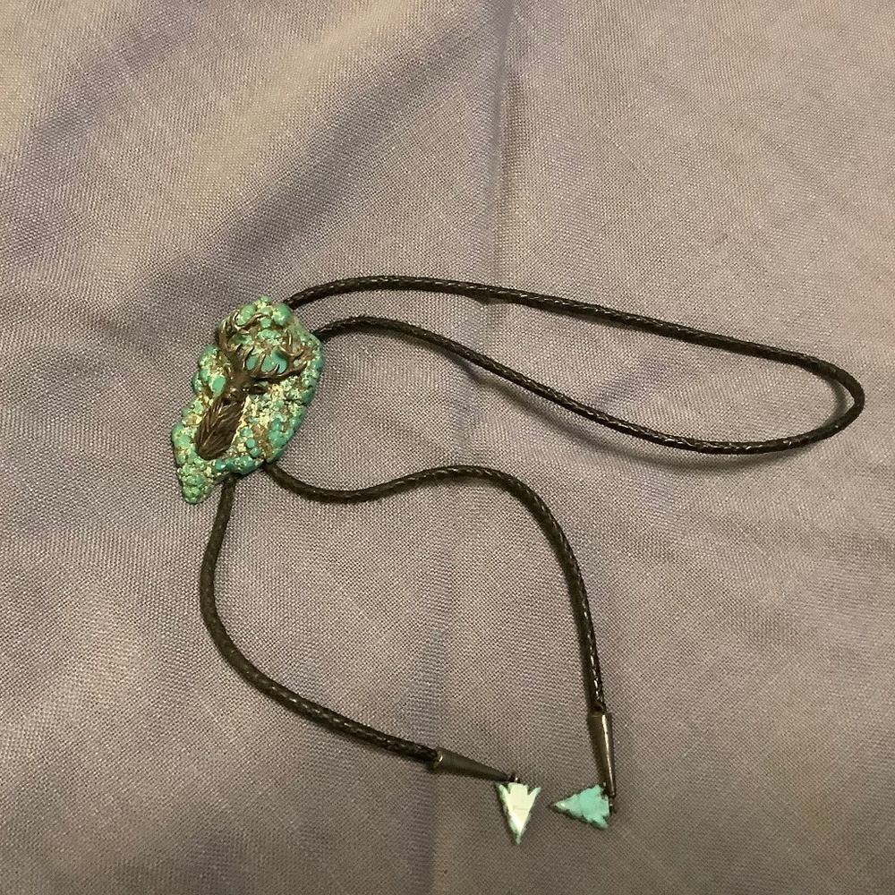 VINTAGE SILVER MIGHTY ELK & TURQUOISE BOLO TIE